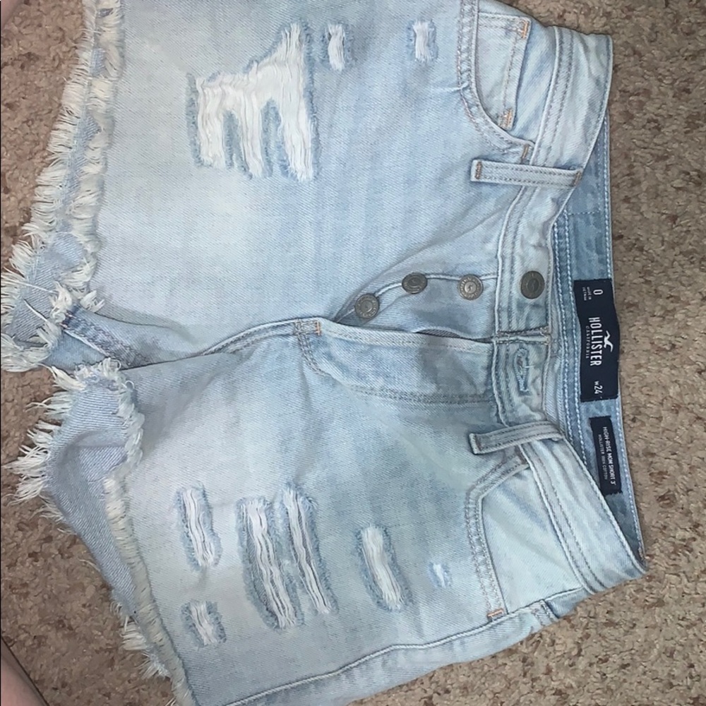 Hollister High Rise Mom Shorts 3”